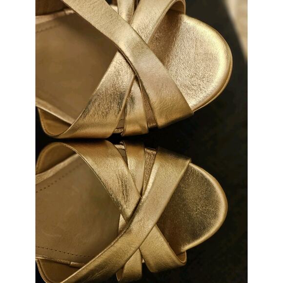 New! Schutz KEEFA Metallic Gold Leather Platform Sandal Size 8B $158 - Picture 8 of 16